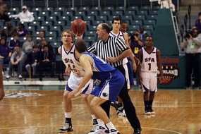 塞尔维亚男篮在欧洲预赛中奋勇争先，迎接更大舞台，塞尔维亚男子足球队欧洲杯