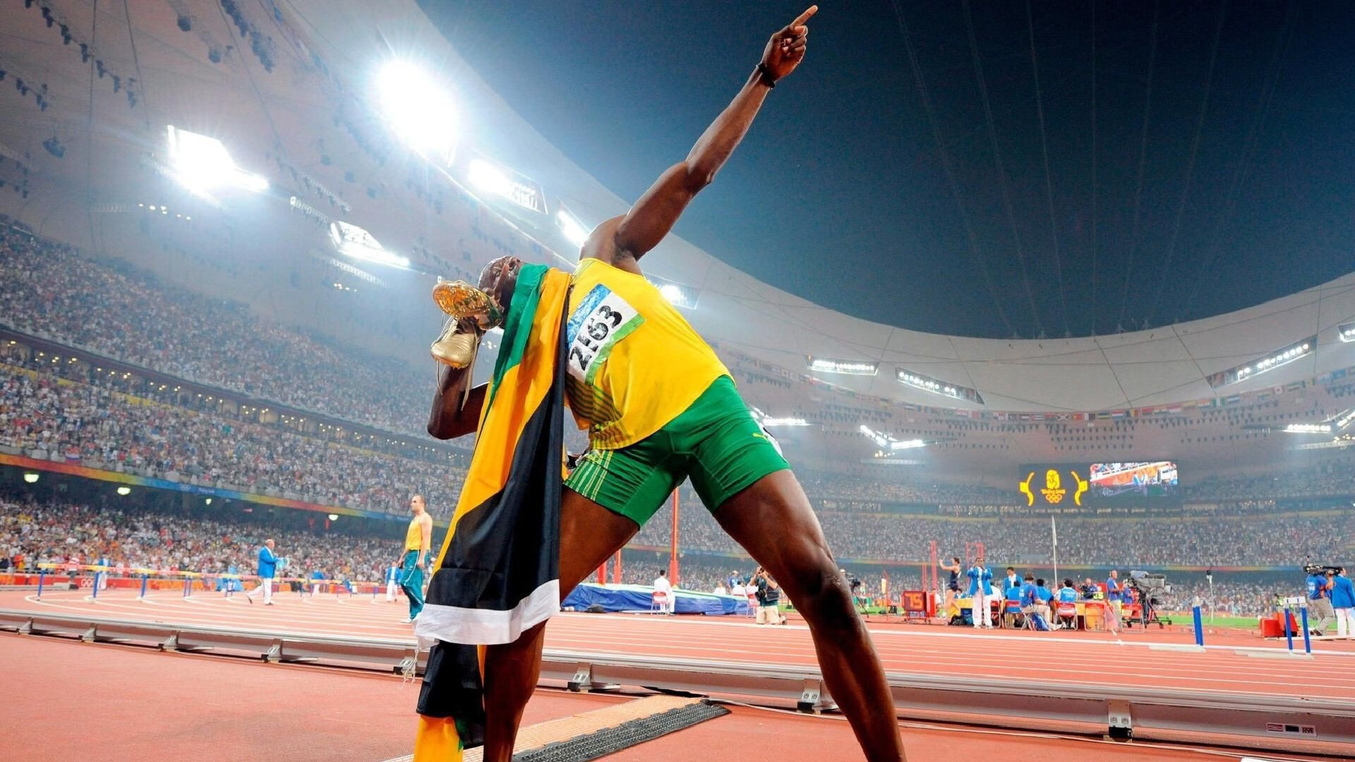 冰雪赛事：滑雪分站赛提前开启冬季赛季热身，滑雪比赛赛道