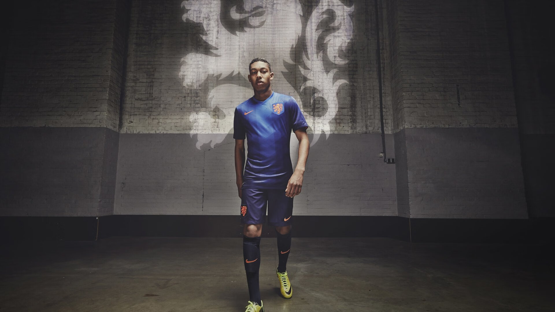 西汉姆联欧战表现出色，联赛战绩为何波动？，西汉姆联比赛