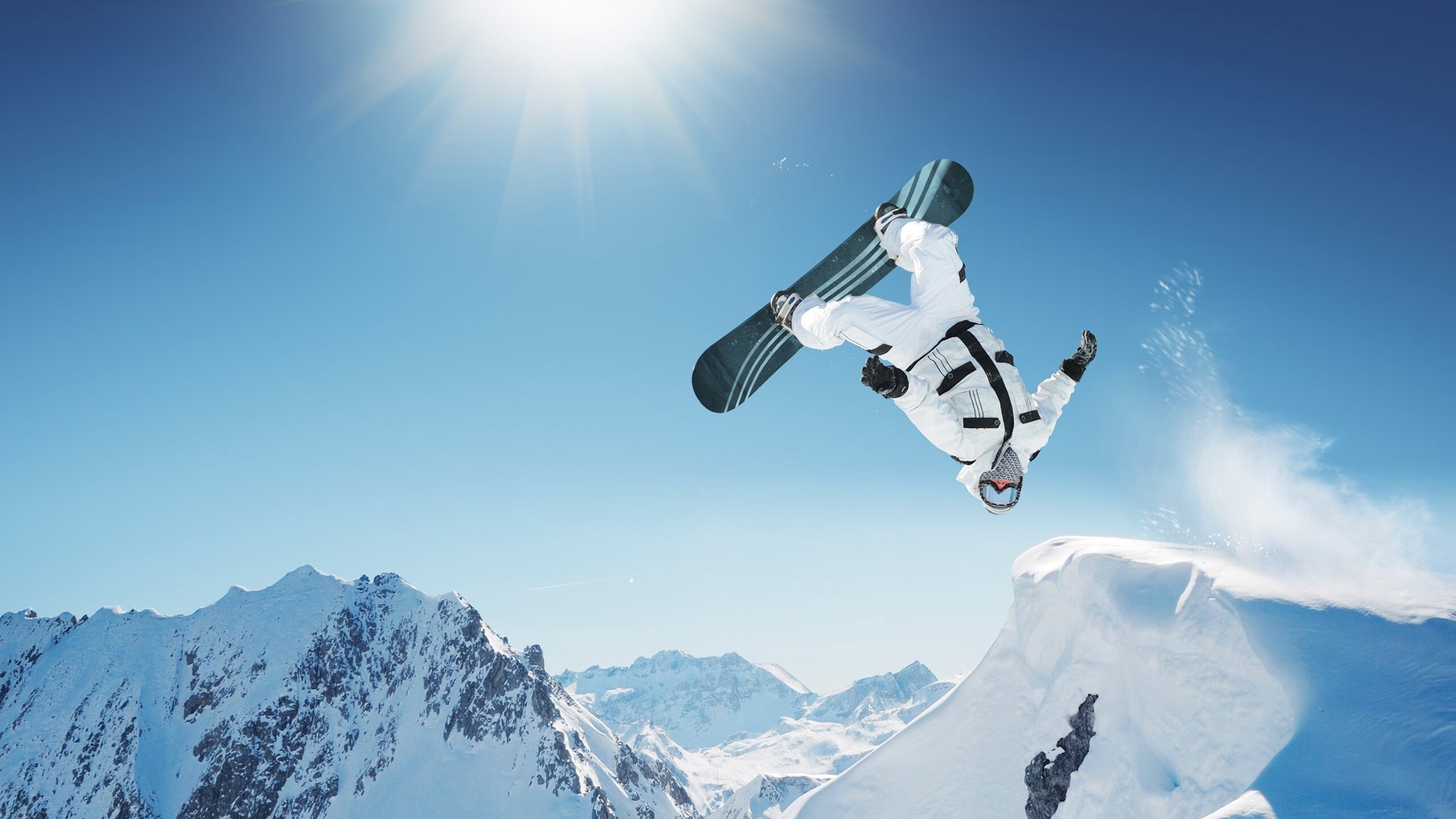 5年蜕变，雷军分享玄戒芯片和造车创业故事